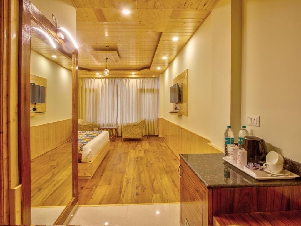 Swastik Grand Manali Hotel Exterior foto