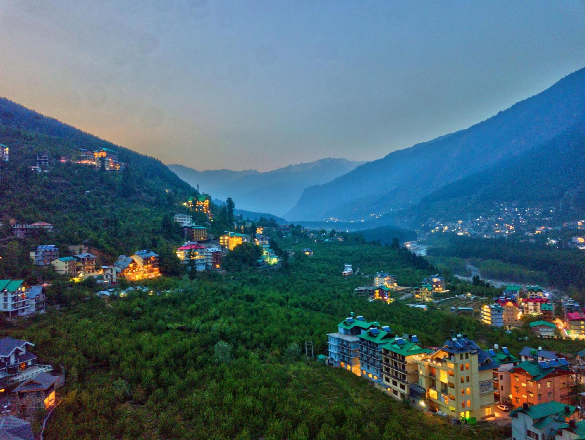 Swastik Grand Manali Hotel Exterior foto